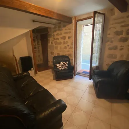 Maison Vias *
